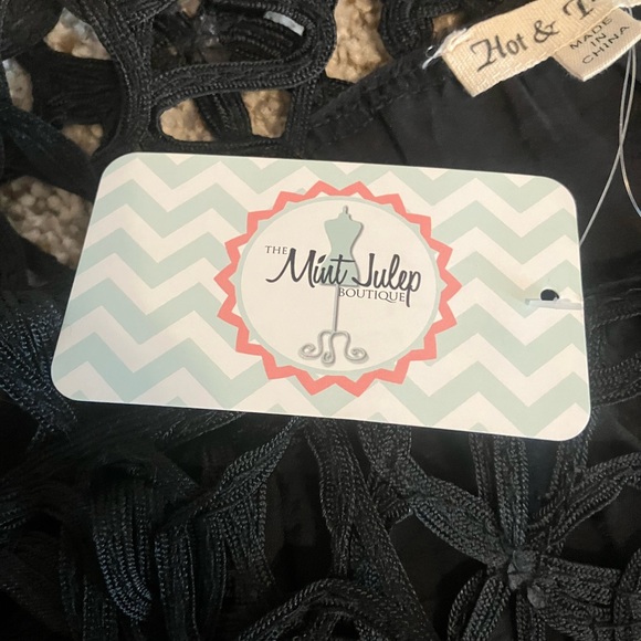 Hot & Delicious black dress - Picture 7 of 9